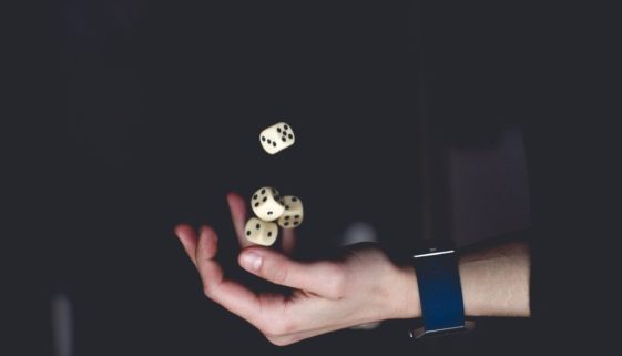 pexels-lil-artsy-1111597